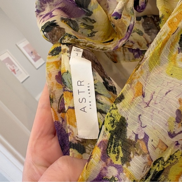 ASTR the Label Amy Floral Maxi Dress (Size L) - Picture 8 of 8